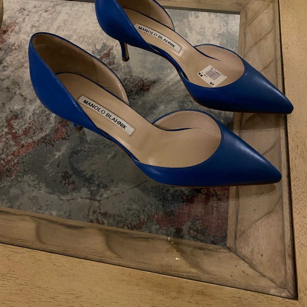 Manolo Blahnik Kitten Heels - Picture 6 of 6